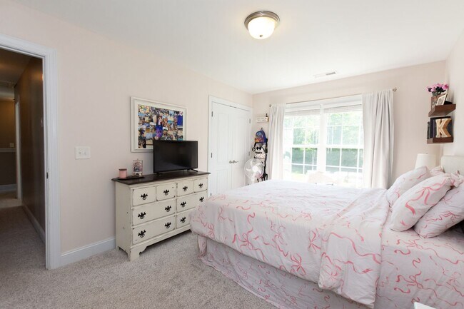 Building Photo - A RARE RENTAL GEM (Coming Soon)