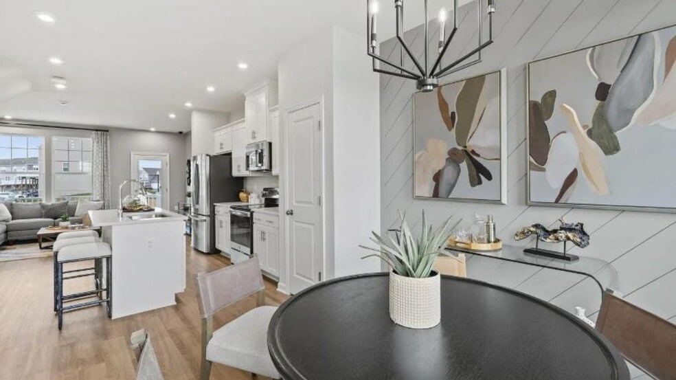 living room & ktichen - 10 Coolidge Ave