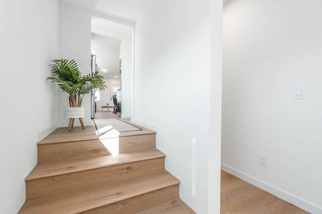 Building Photo - 3921 Delta St