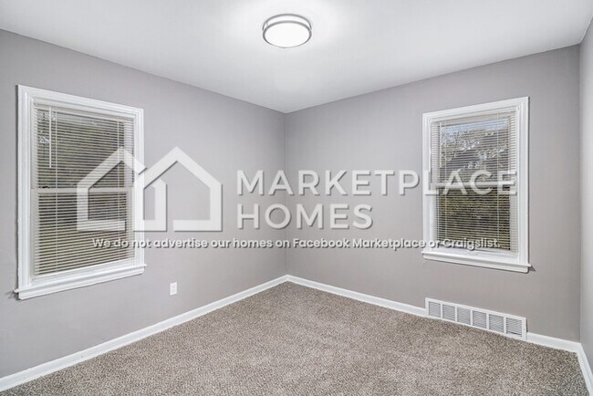 Building Photo - 16487 Edmore Dr