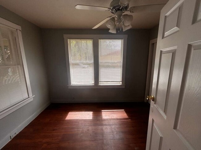 Building Photo - Charming Tampa Home – Great Location Near Seminole Heights & USF