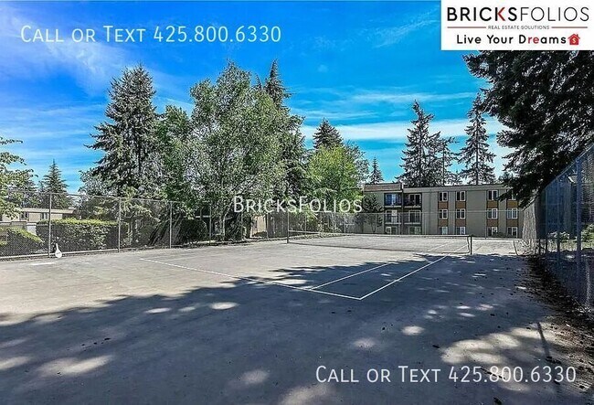 Building Photo - 14620 NE 32nd St