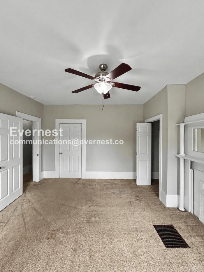 Building Photo - 1304 Oakwood Ave