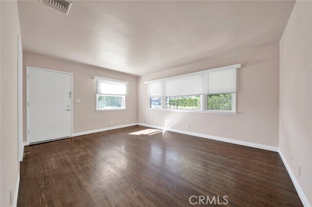 Building Photo - 240 N Shamrock Ave