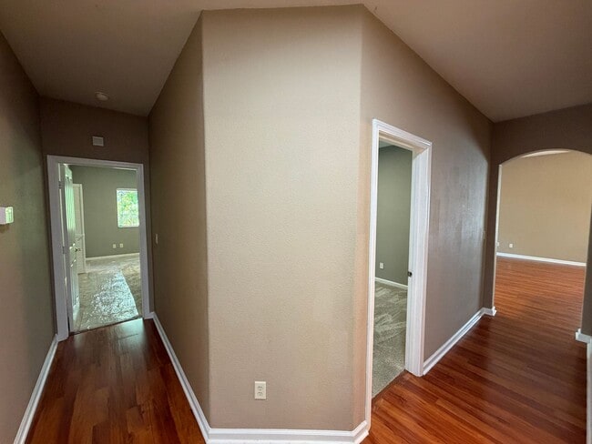 Building Photo - Beautiful Home in Cresleigh Ranch Village