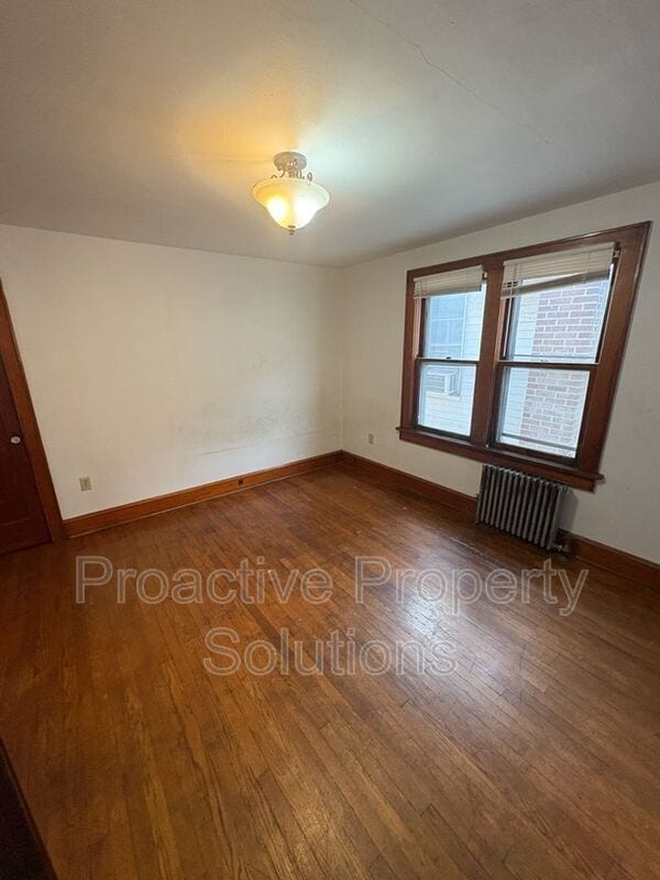 Building Photo - 532 Alder St