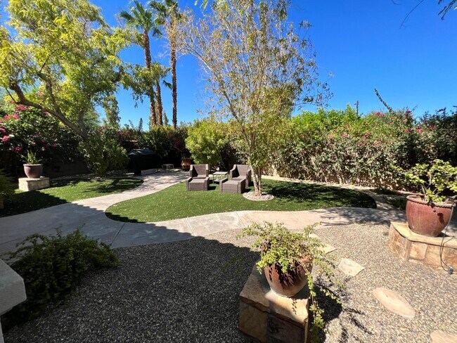 Building Photo - 80100 Presidio Ct