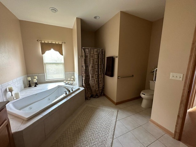 Building Photo - 12168 W Virginia Cir