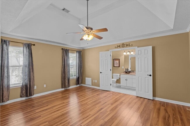 Building Photo - 229 Nicklaus Ct