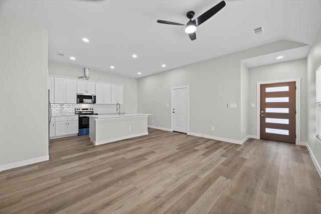 Building Photo - 116 Wood St