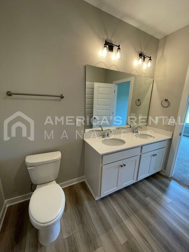 Building Photo - Home for Rent in Meridianville, AL!!! Avai...