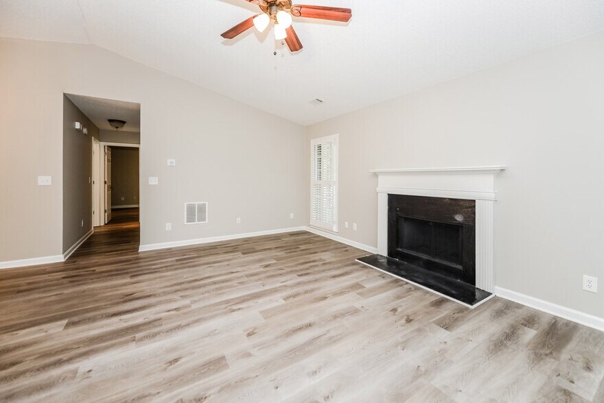 Building Photo - 2660 Windstream Way NW
