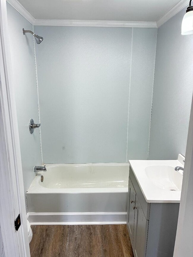 Building Photo - 1601 Queen St E