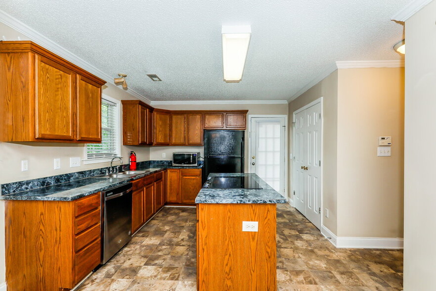 Building Photo - 3400 Marble Clay Ct