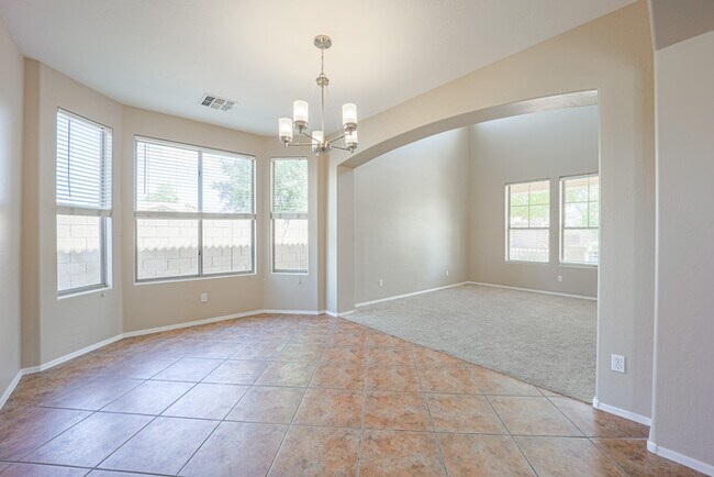 Building Photo - 5 bedroom Home1