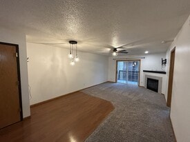 Building Photo - 80 Cherry Ct