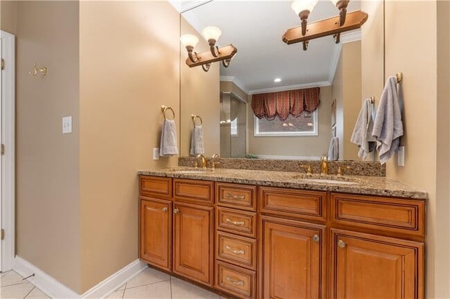 Building Photo - 1505 Staunton Dr