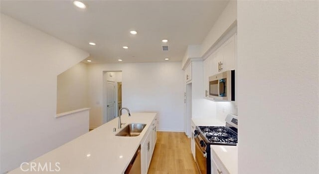 Building Photo - 16424 Whittier Blvd