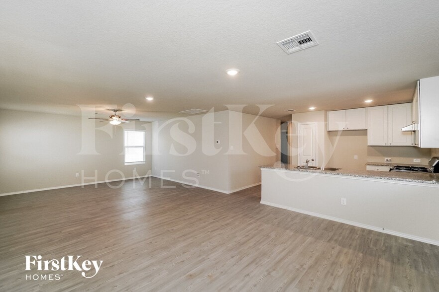 Building Photo - 9211 Griffith Run