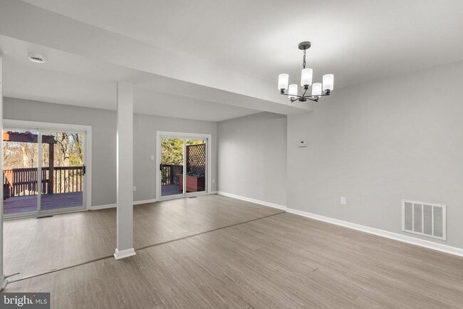 Building Photo - 19264 Wheatfield Terrace