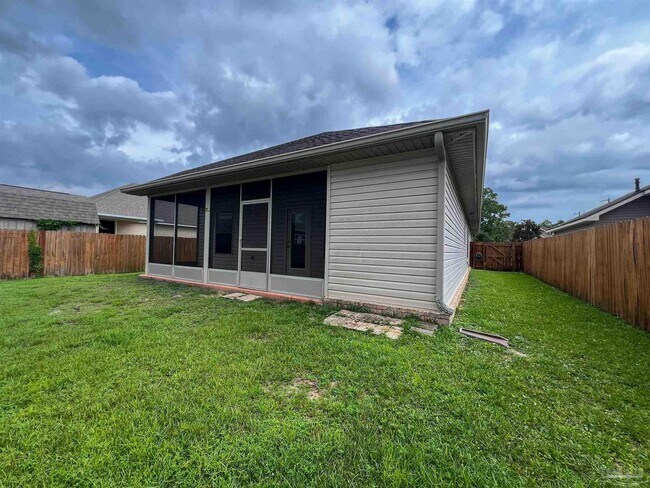 Building Photo - 8776 Bradfield Dr