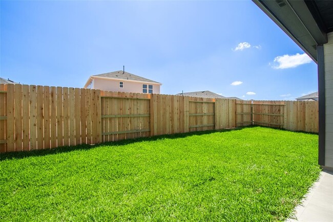 Building Photo - 15076 Rustic Moon Rd
