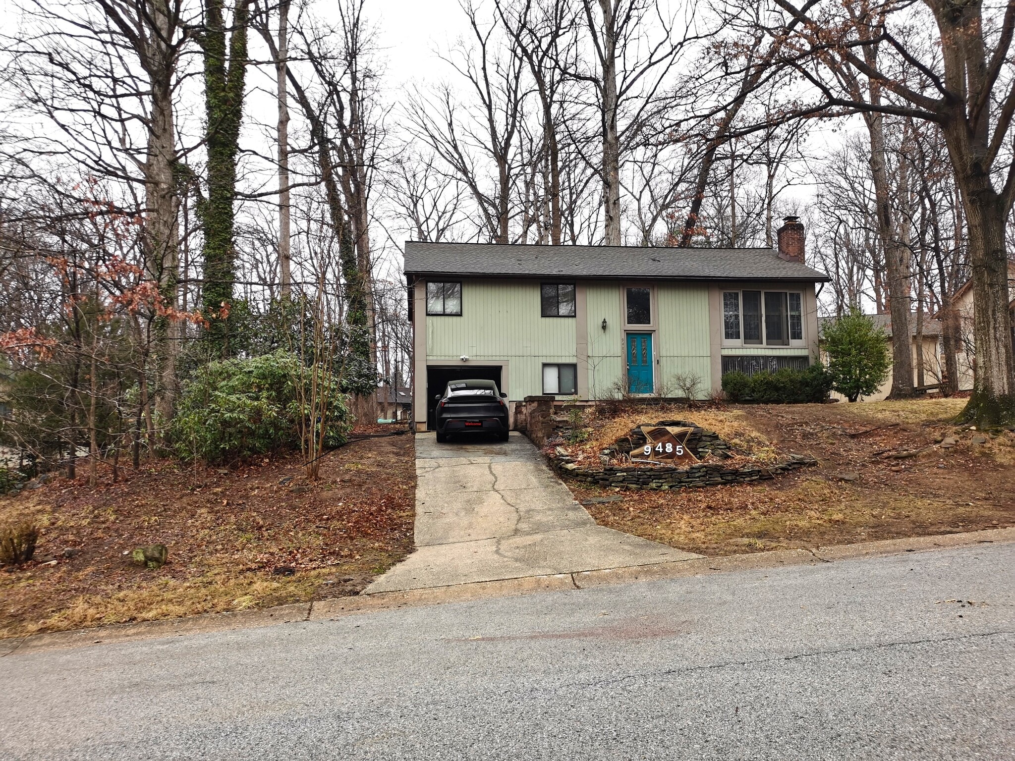 Building Photo - 9485 Good Lion Rd