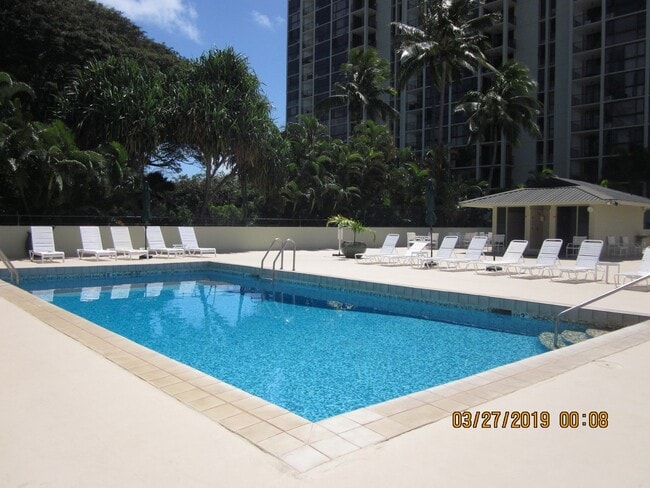 Building Photo - Updated Unit w/Ocean View at Windward Pass...