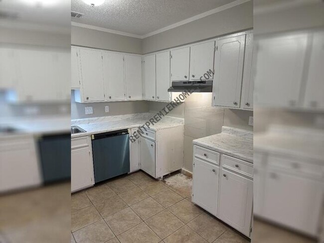 Building Photo - 602 Timber Hill Dr