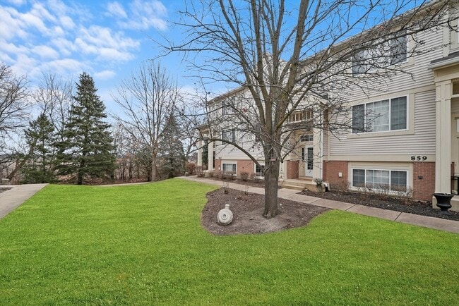 Building Photo - 861 Pheasant Trail