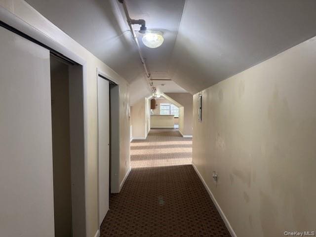 Building Photo - 94 Old Post Rd