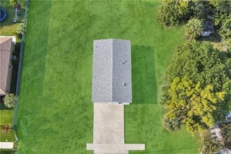 Building Photo - 2020 NW 9th St