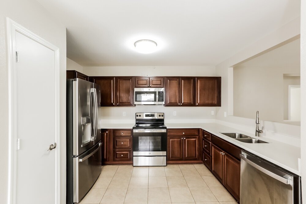 Building Photo - 15589 W Port Au Prince Ln