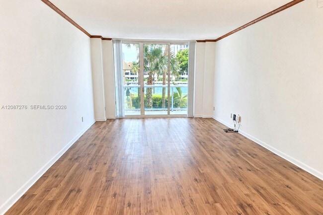 Building Photo - 19390 Collins Ave