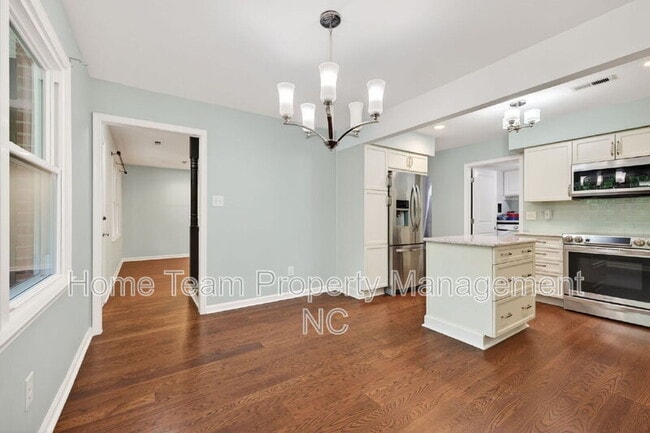 Building Photo - 1526 Dirkson Ct