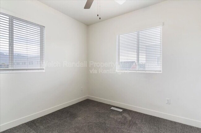 Building Photo - 2342 Leigh Ln