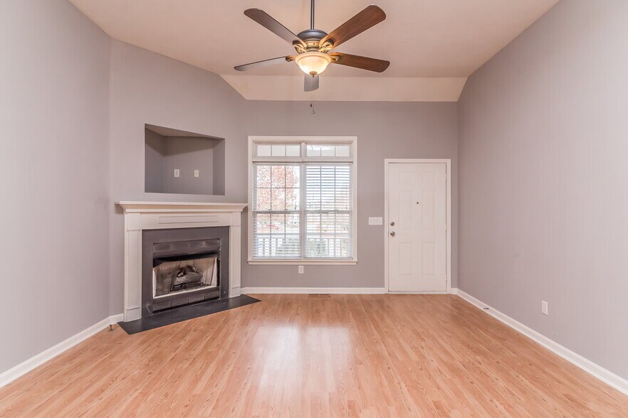 Building Photo - 219 Parrish Pl
