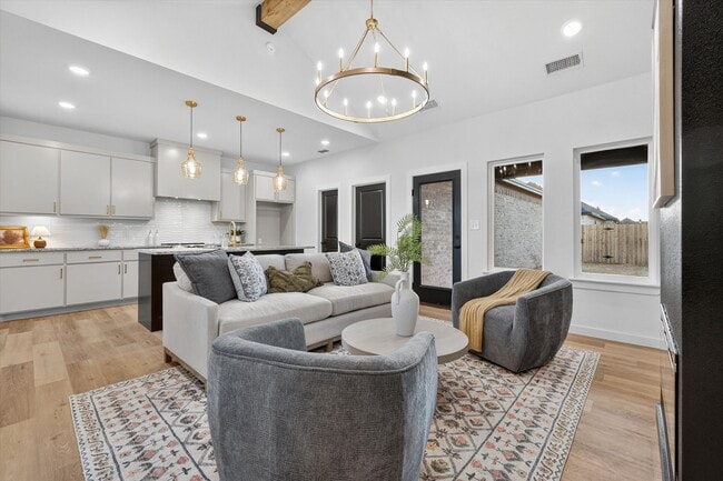 Building Photo - 1415 Farmhouse Ave