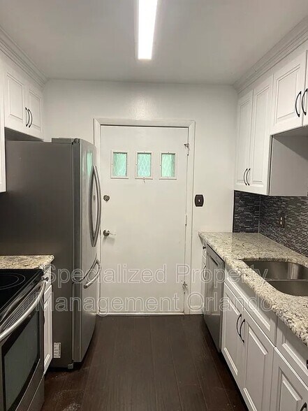 Building Photo - 2500 Lee Rd