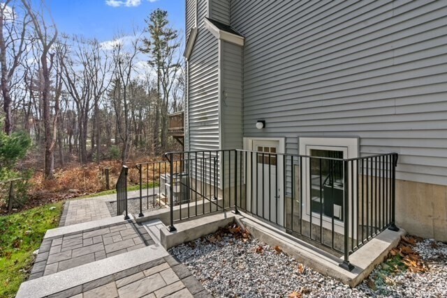 Building Photo - 80 Emer Rd