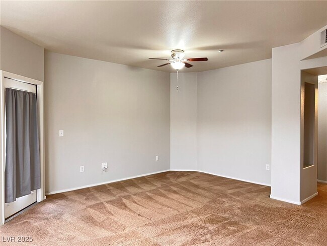 Building Photo - 833 Aspen Peak Loop