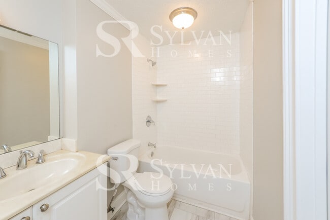 Building Photo - Coming HOME never felt so good!