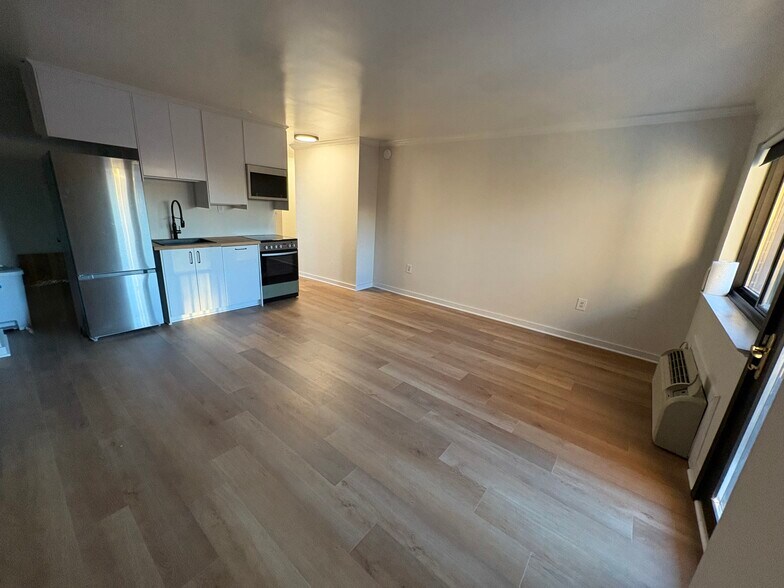 Building Photo - 1816 New Hampshire Ave NW