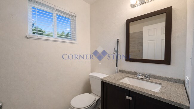 Building Photo - Large Spacious Home in Caldwell!