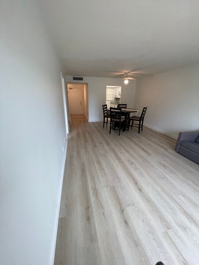 Primary Photo - 2441 SW 82nd Ave