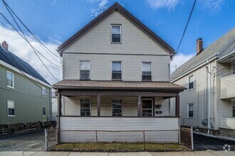 Building Photo - 33 Snow St