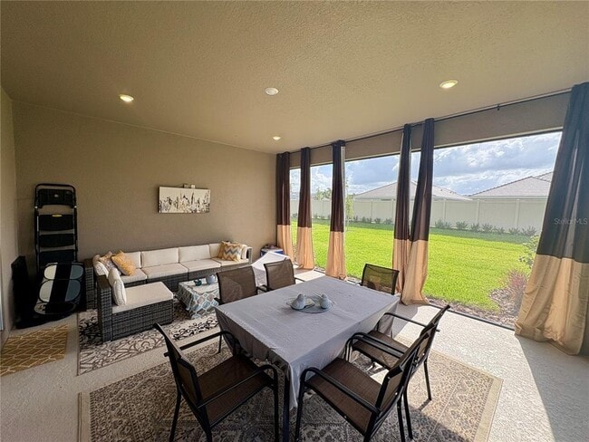 Building Photo - 5257 Savino Cir