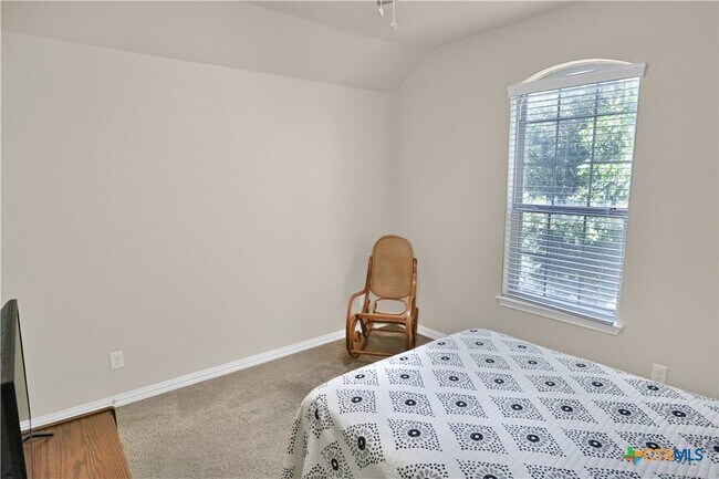 Building Photo - 15523 Birdstone Ln