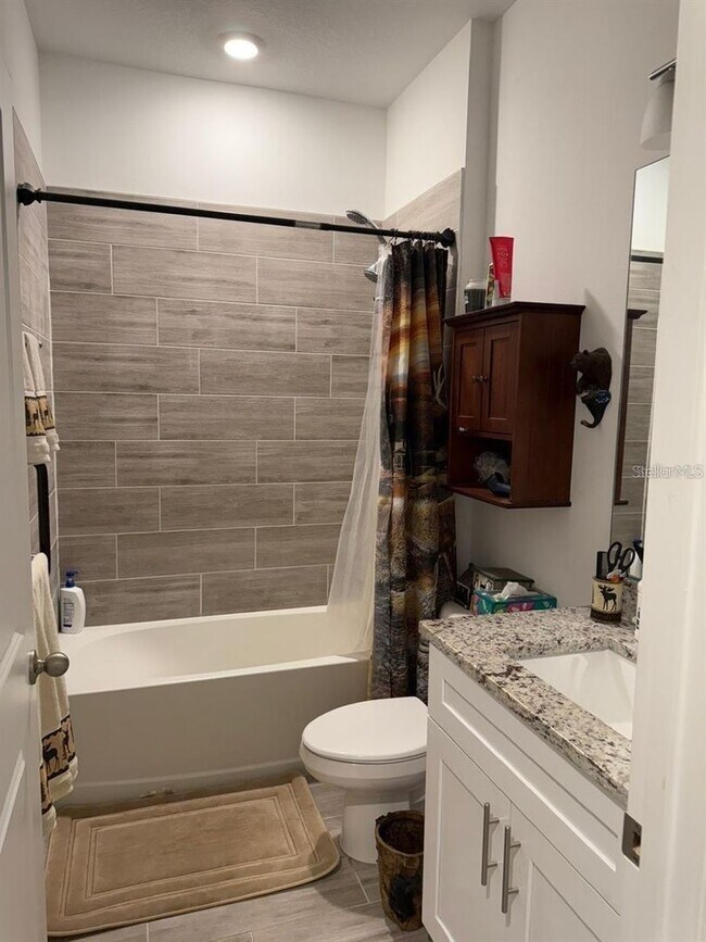 Building Photo - Tuscany Preserve Home. Lawn care, Cable and Internet included.