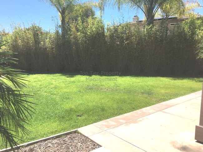 Building Photo - ***Beautiful 4 bed / 3 bath / 2,913 sqft H...